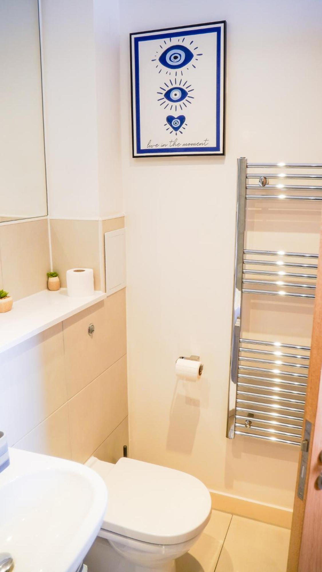 Manchester City Centre Apt With Balcony & Free Parking - Including Free 1-Hour Late Check-Out For Bookings On The 29Th 31St May, Justeat Voucher For 2-Night Stays Minimum! 曼彻斯特 外观 照片